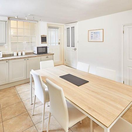 Host & Stay - Princess Place Townhouse Whitby Kültér fotó
